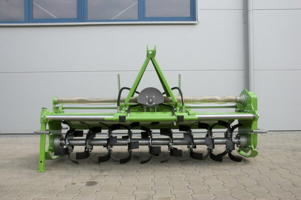 Glebogryzarka VIRGO z przesuwem hydraulicznym